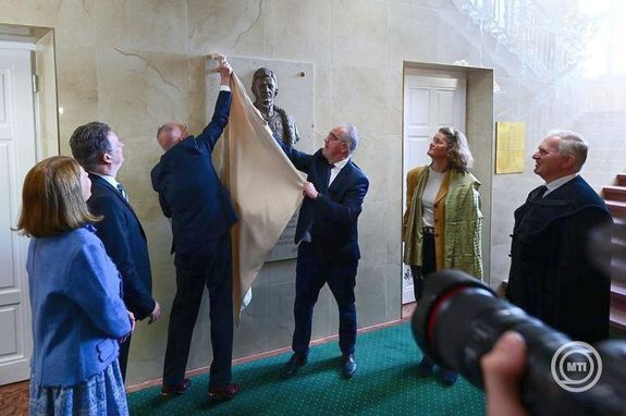 A t�blaavat�s pillanata, 2026. �prilis 27-�n. K�p: MTI / Czegl�di Zsolt   