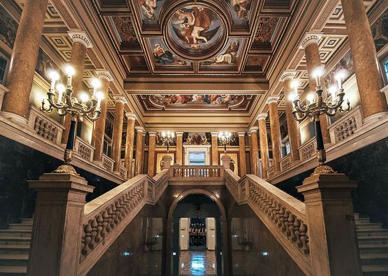 Budapesten, a Magyar Nemzeti M�zeumban, a Fel�vezve ragyog�ssal - �vszerkezet �s tarsolylemez a honfoglal�s kor�b�l c�m� ki�ll�t�s j�nius 7-ig l�that�. K�p: Magyar Nemzeti M�zeum   