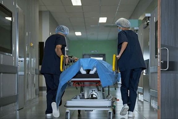 A miniszter szerint, a legkritikusabb ter�letek a feln�tt �pol�s, az aneszteziol�gia �s intenz�v ter�pia, a m�t�szolg�lat �s a labordiagnosztika. A k�p illusztr�ci�. K�p: Shutterstock