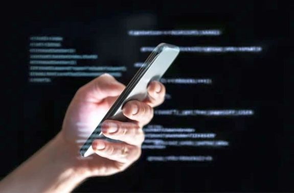 A gyulai asszonyt azzal h�vt�k fel, hogy l�nya k�zleked�si balesetet okozott, �s 8 milli� forint ellen�ben szabadulhat. A k�p illusztr�ci�. K�p: Shutterstock   