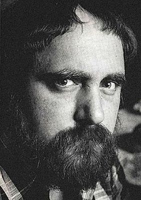 Hajn�czy P�ter portr�ja az 1982-es K�rk�p antol�gi�ban. K�p: Csig� L�szl� fot�m�v�sz. K�p forr�sa: Wikip�dia   