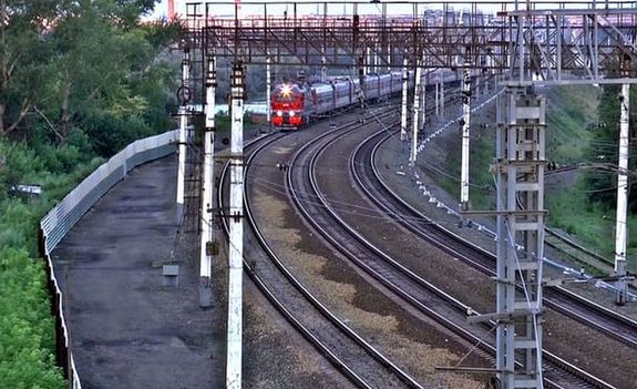 Az Eur�pai Uni�ban, abszol�t priorit�s a k�t�ttp�ly�s k�zleked�s fejleszt�se. M�g nem v�gleges a fejleszt�sek list�ja, a t�m�ban t�rsadalmi p�rbesz�det ind�tott a korm�ny. A k�p illusztr�ci�. K�p: Pixabay   