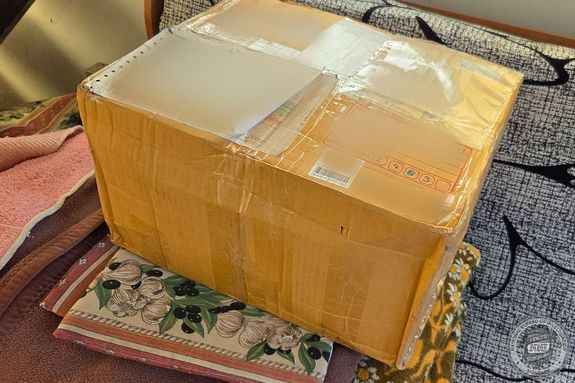T�bb, mint 10 kilogramm k�b�t�szert foglalt le a K�szenl�ti Rend�rs�g Nemzeti Nyomoz� Iroda. Az illeg�lis �ru postai csomagokban, te�sdobozokban �rkezett Thaif�ldr�l. K�pek forr�sa: Police.hu