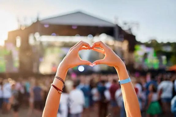 A koncert napj�n, a bel�p�s sor�n kider�lt, hogy a jegyeket m�r valaki felhaszn�lta, �gy azokkal nem lehet bejutni. A k�p illusztr�ci�. K�p: DepositPhotos   