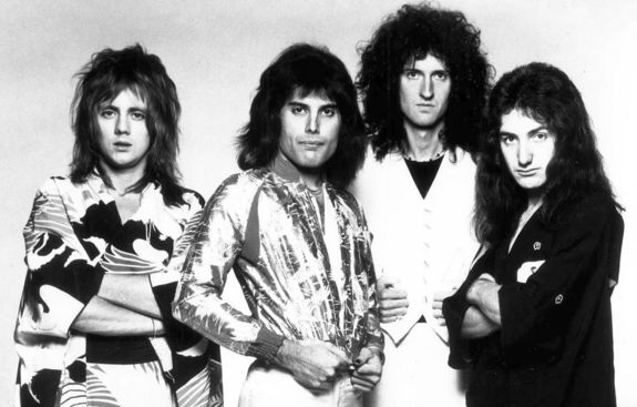 A Queen 1975-ben. K�p forr�sa: Wikip�dia   