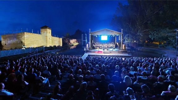 Gyul�n, a t�sz�npadon, ma, este, A muzsika hangja c�m� musicalt adja el� a Szolnoki Szigligeti Sz�nh�z. K�p: visitgyula.com