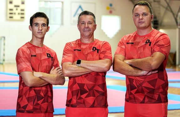 A JALTE Debreczeni team edz�i: Viczi�n D�niel, Debreczeni Dezs� vezet�edz� �s Opauszki D�vid   