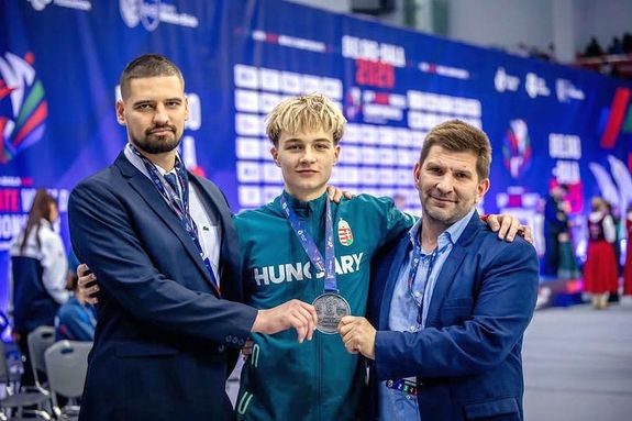 A k�pen, Gy�rgy D�niel, az ez�st�rmes Bagi �d�m �s Ruzsinszki Gy�rgy