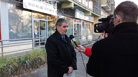 Bod Tams a tegnapi sajttjkoztatn