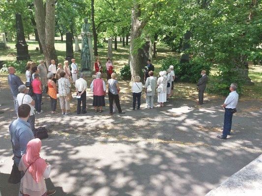 Gyulaiak Erkel s�rj�n�l a Fiumei �ti Nemzeti S�rkertben